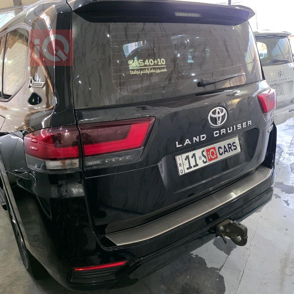 تويوتا لاندكروزر